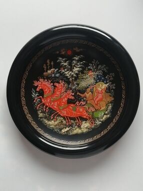 USSR 1990 Palekh Vintage Collector's Plate Russian Legends Series (#12) Wall Art